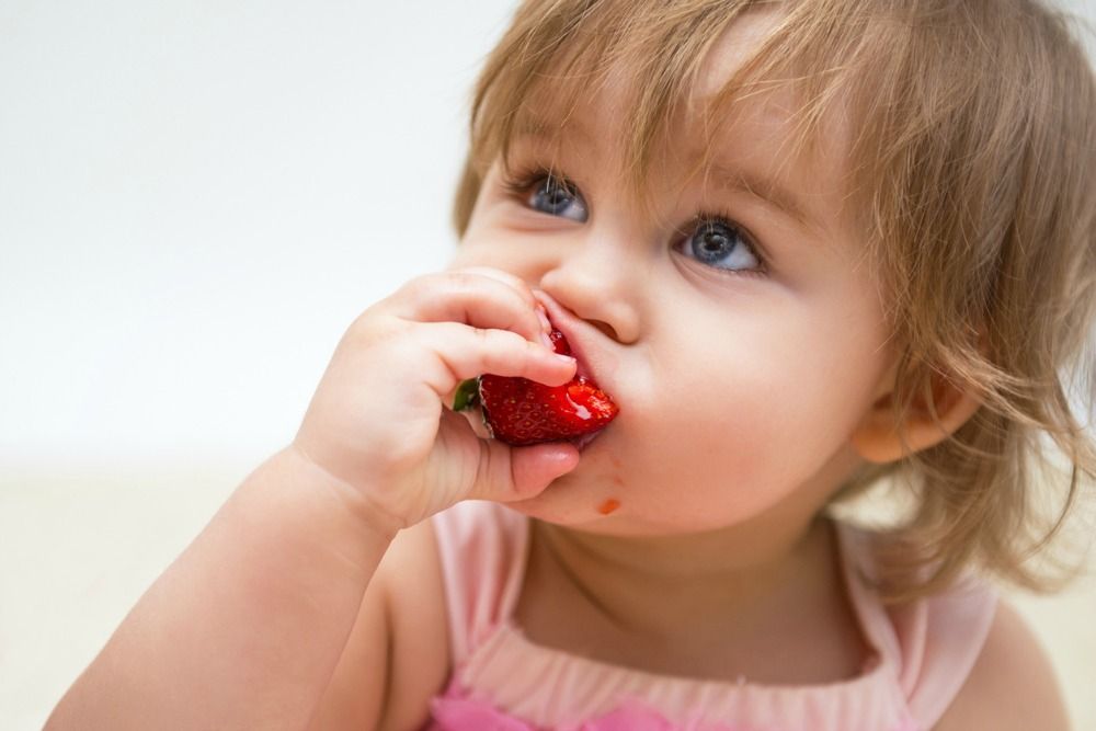 Com podem fer per què els nens mengin fruita?- Pares i Nens