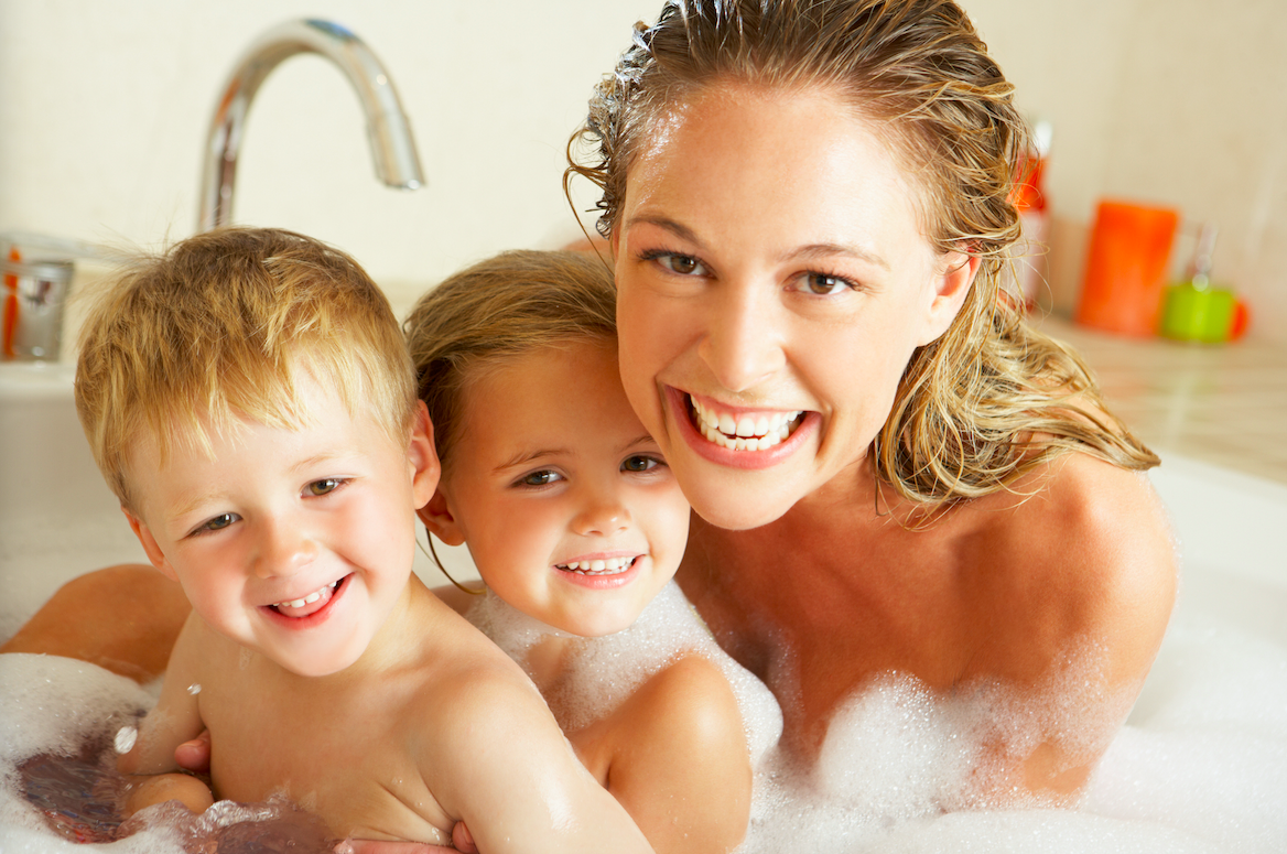 Si nuestro hijo no se muestra tan interesado cómo antes en el baño, se tiene que hacer una cosa diferente FOTO: Cedida